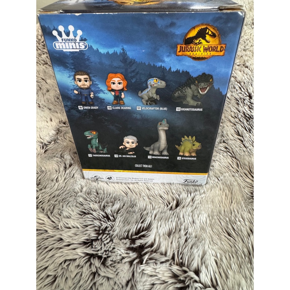 Funko‎ Minis Jurassic World Dominion Claire Dearing Vinyl Figure 100 - Picture 2 of 6